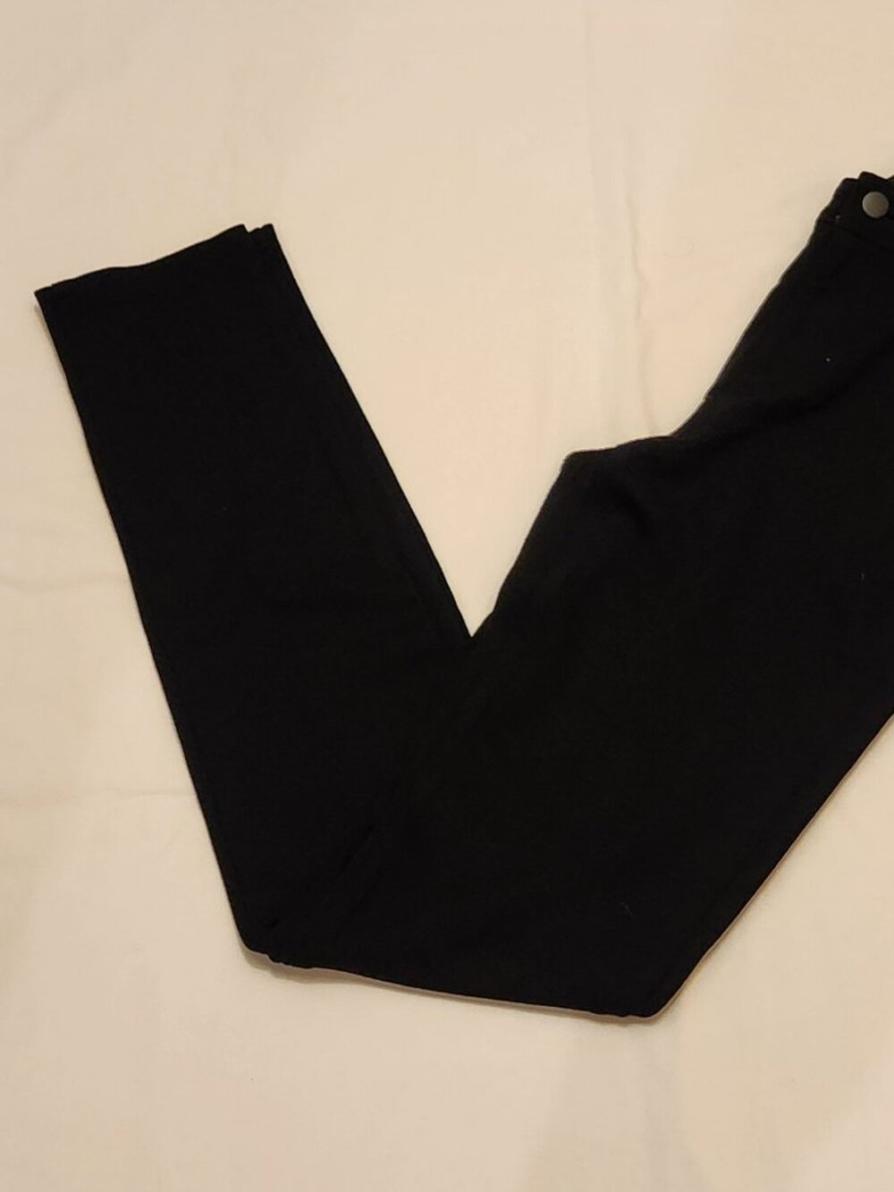 Chico's leggings sz 0 sz 4 black GUC - Picture 2 of 4